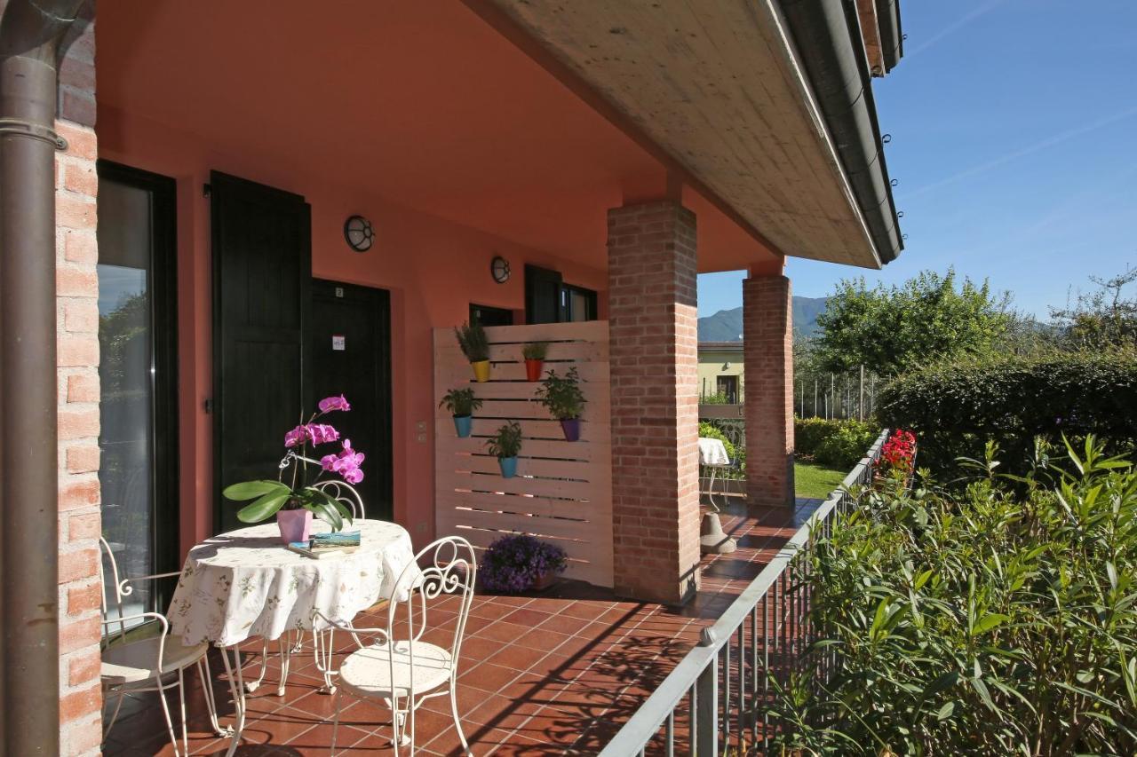 Residence Il Melograno Manerba del Garda Exteriör bild